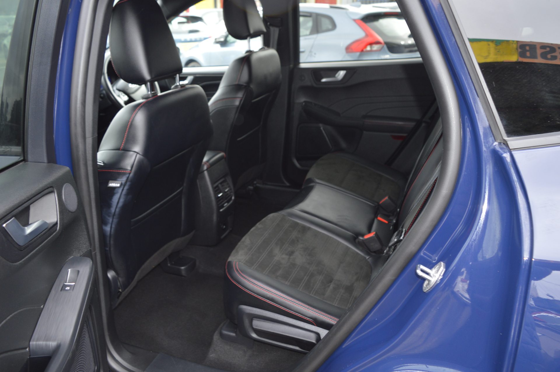 Ford KUGA STLINE PLUG IN HYBRID - Image 11