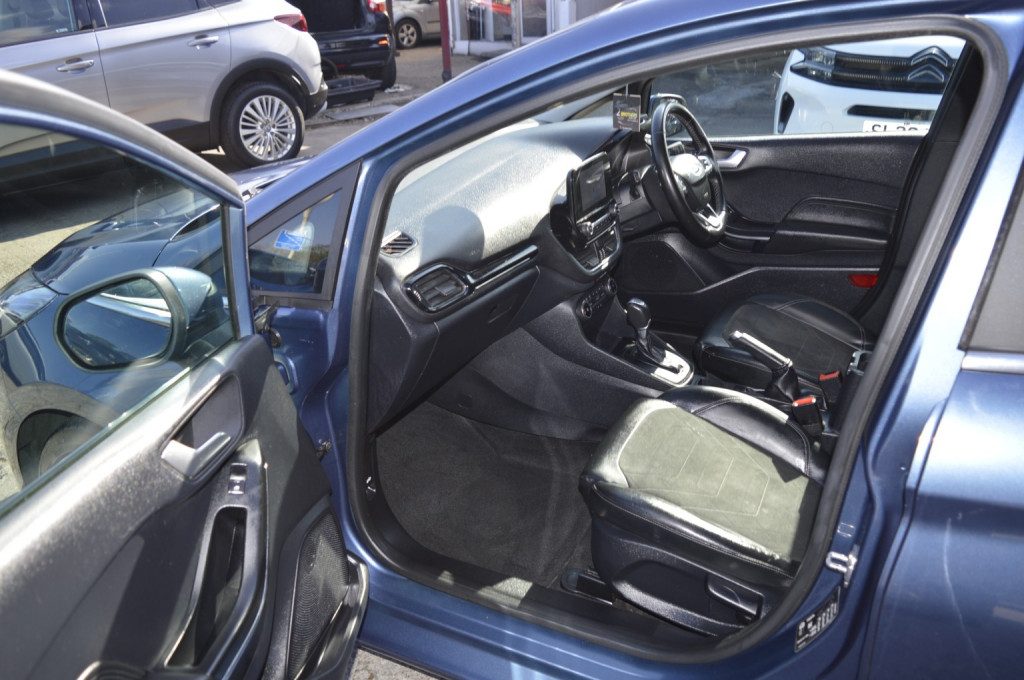 Ford Fiesta - Image 7