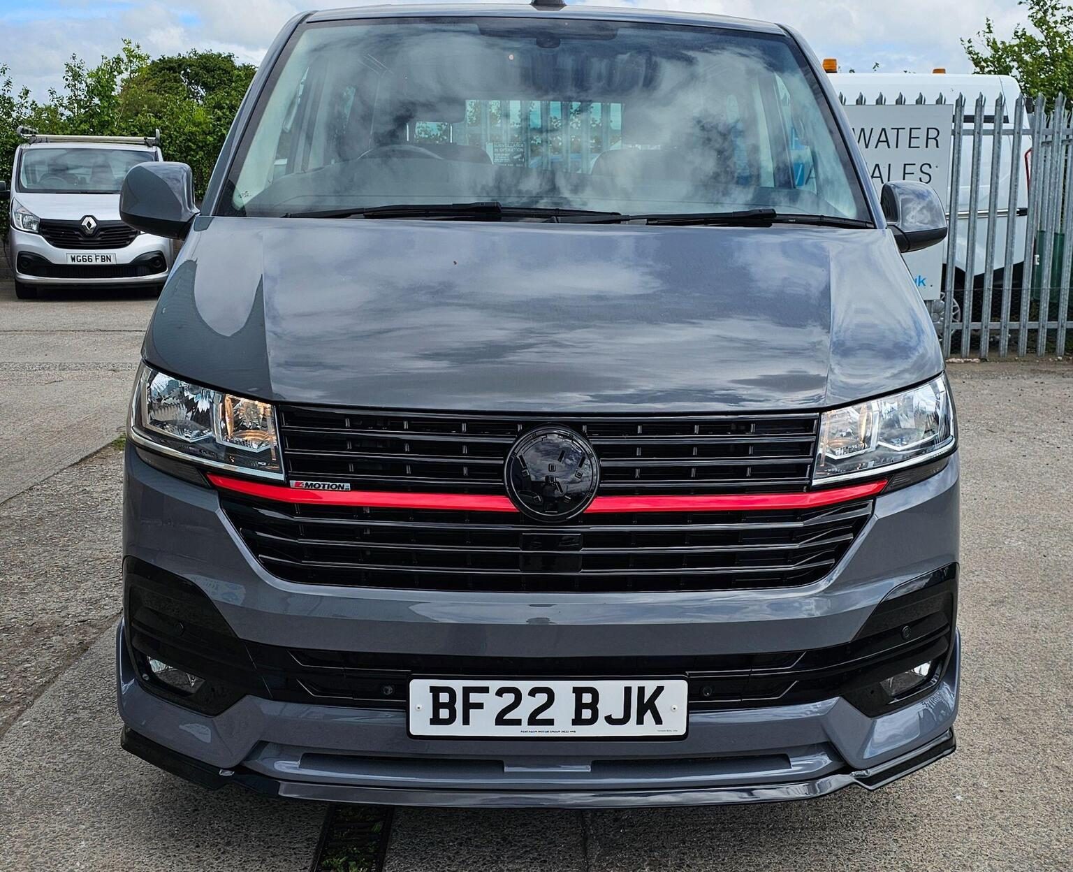 Volkswagen Transporter - Image 5