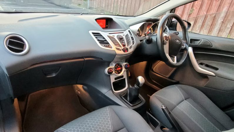 Ford Fiesta 1.4 Titanium 5Dr - Image 5