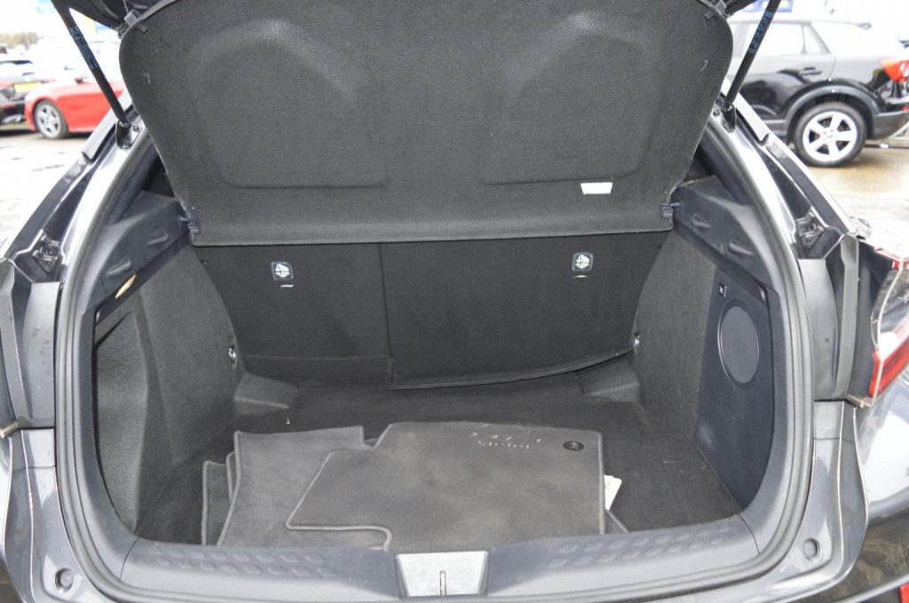 Toyota C-Hr - Image 10