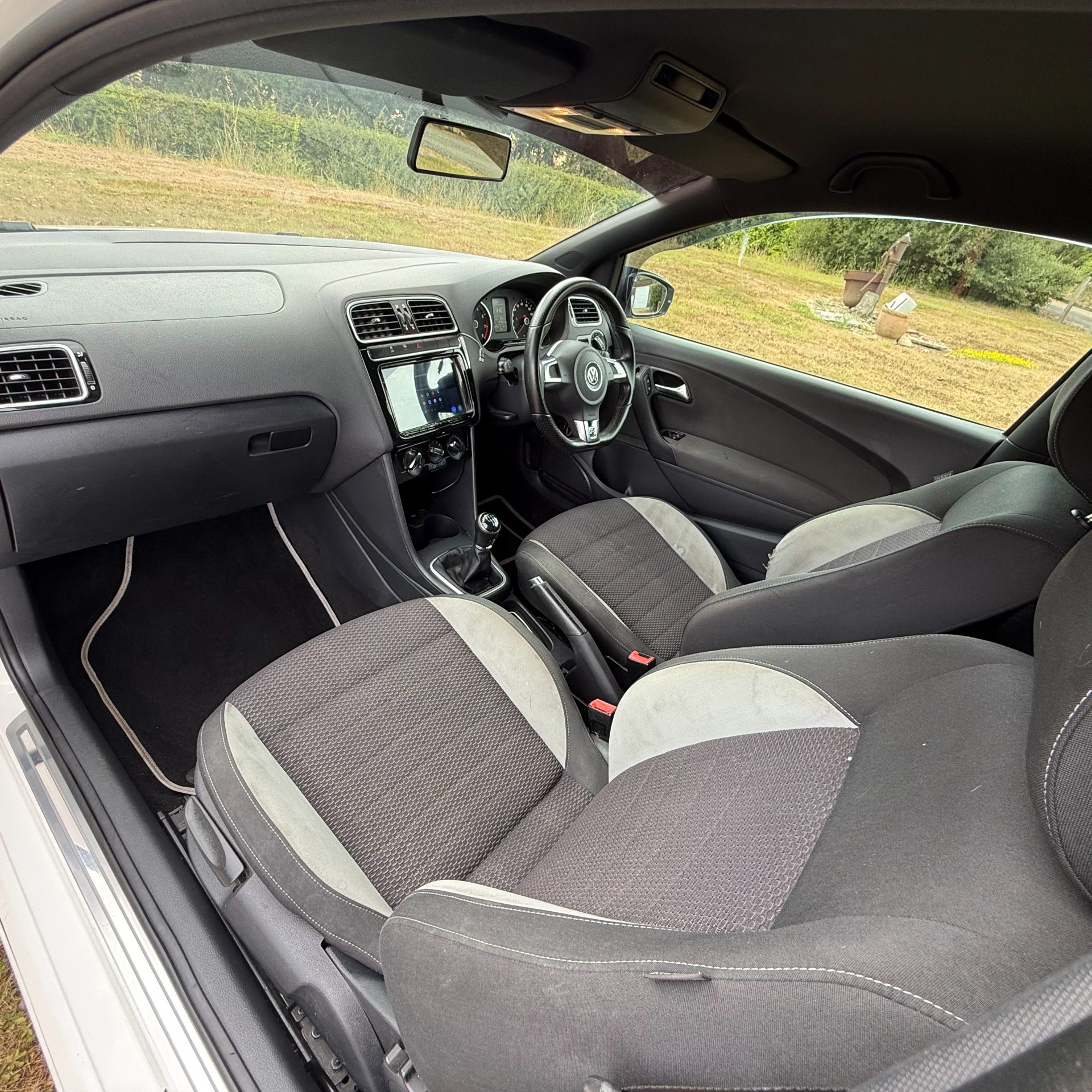 Volkswagen Volkswagen Polo 1.2 TSI R-Line Hatchback 3dr Petrol Manual Euro 5 (105 ps) - Image 19