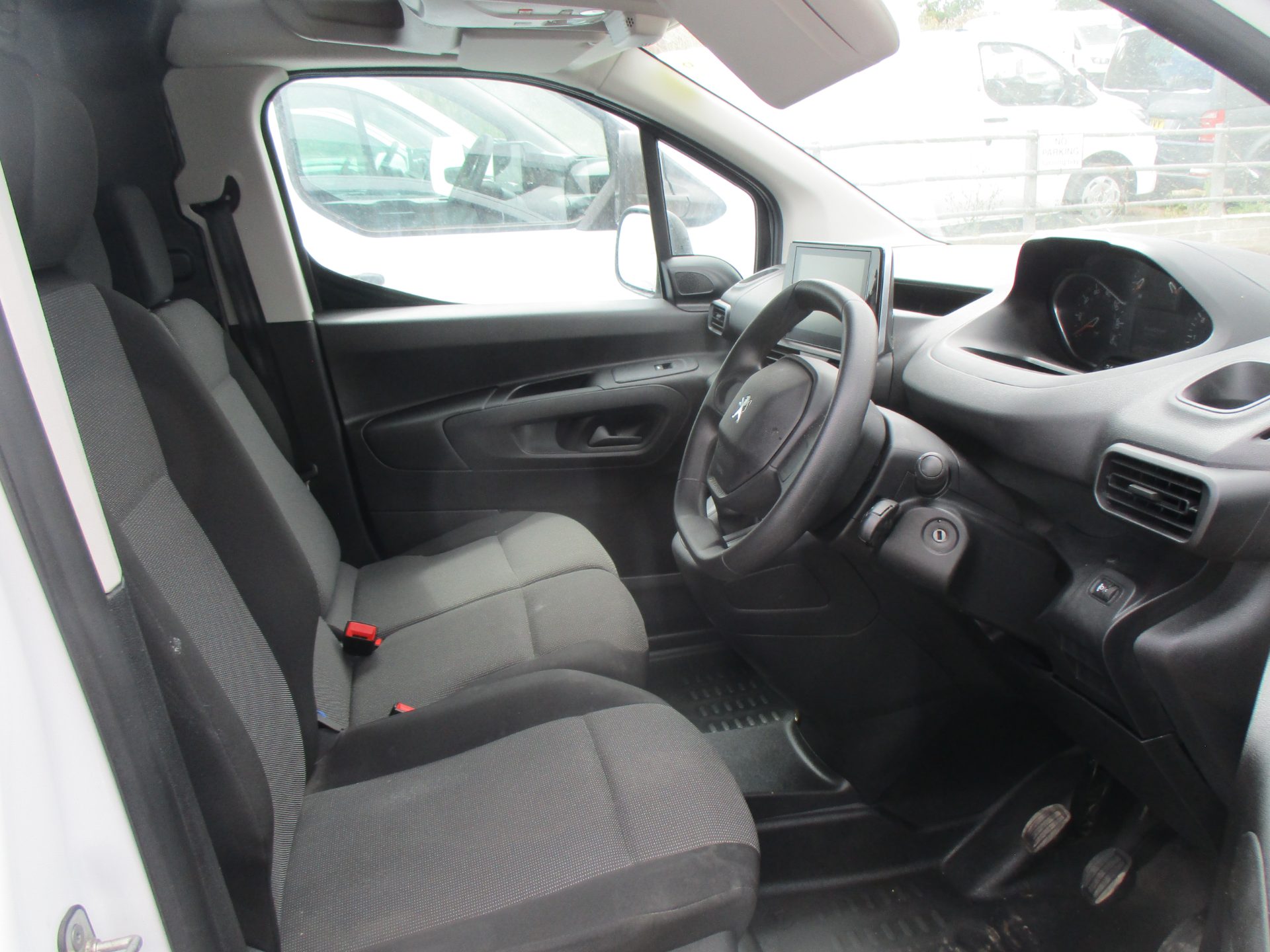 Peugeot 950 Partner Pro  L2 H1 - Image 6