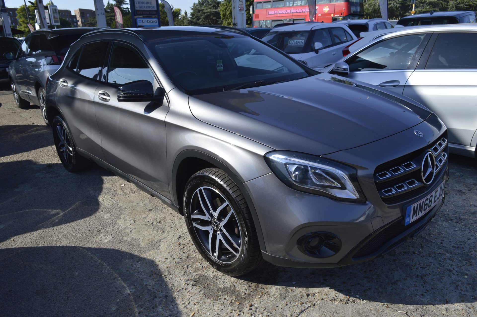 Mercedes-benz GLA AUTO