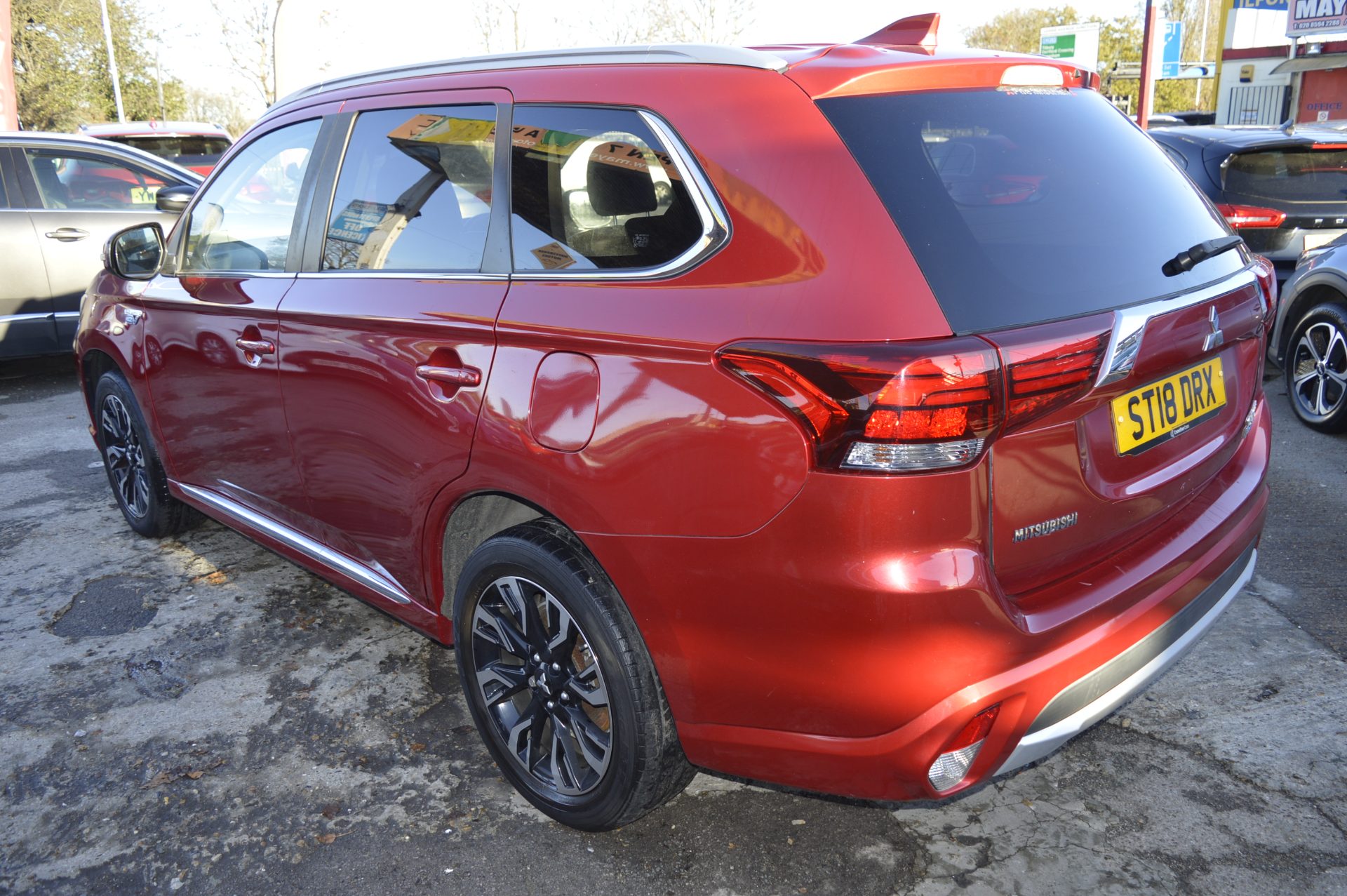 Mitsubishi Outlander - Image 4