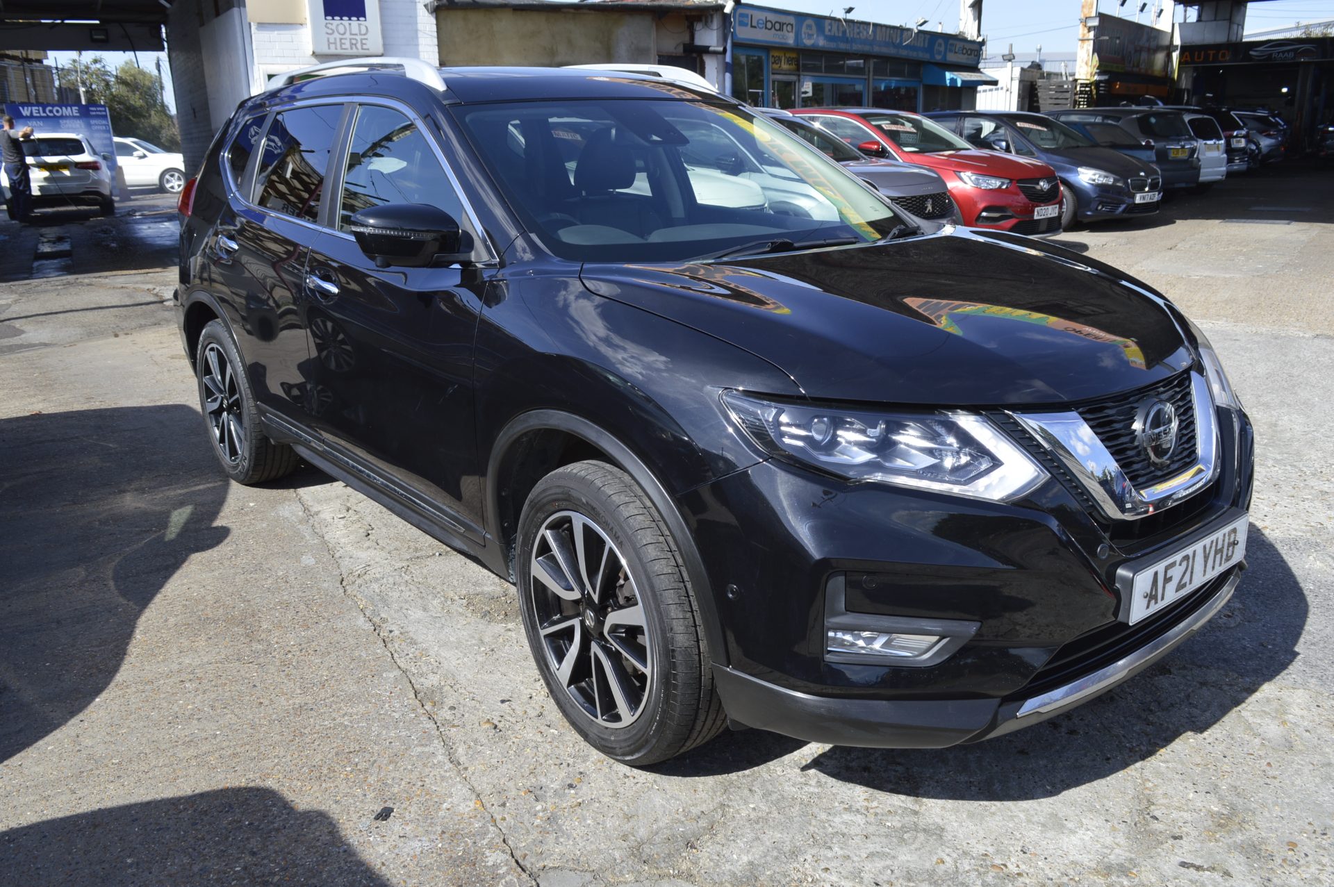 Nissan X-TRAIL TEKNA AUTO 7 SEATS