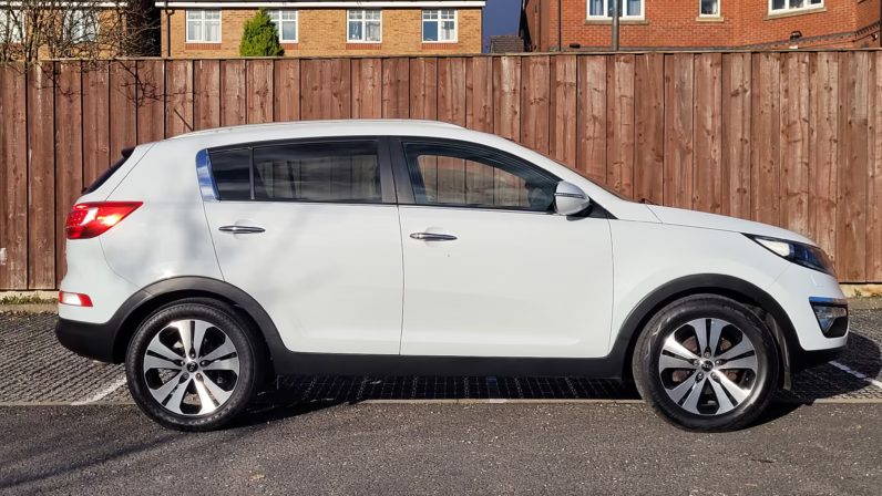 Kia Sportage 1.7 Crdi Ecodynamics - Image 12