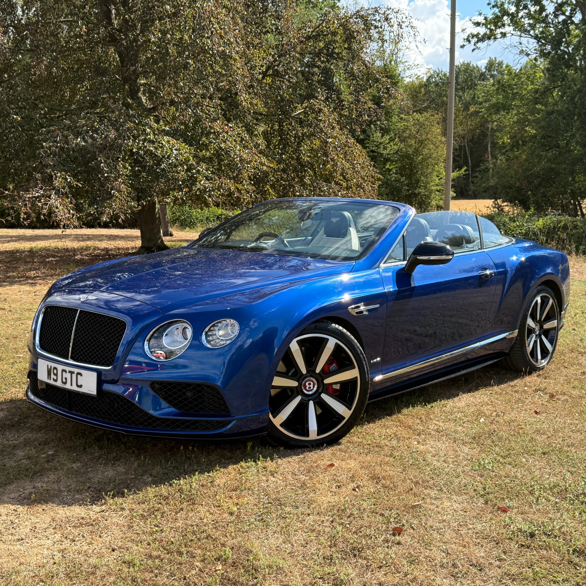 Bentley Bentley Continental 4.0 V8 GTC S Convertible 2dr Petrol Auto 4WD Euro 6 (528 ps) - Image 4