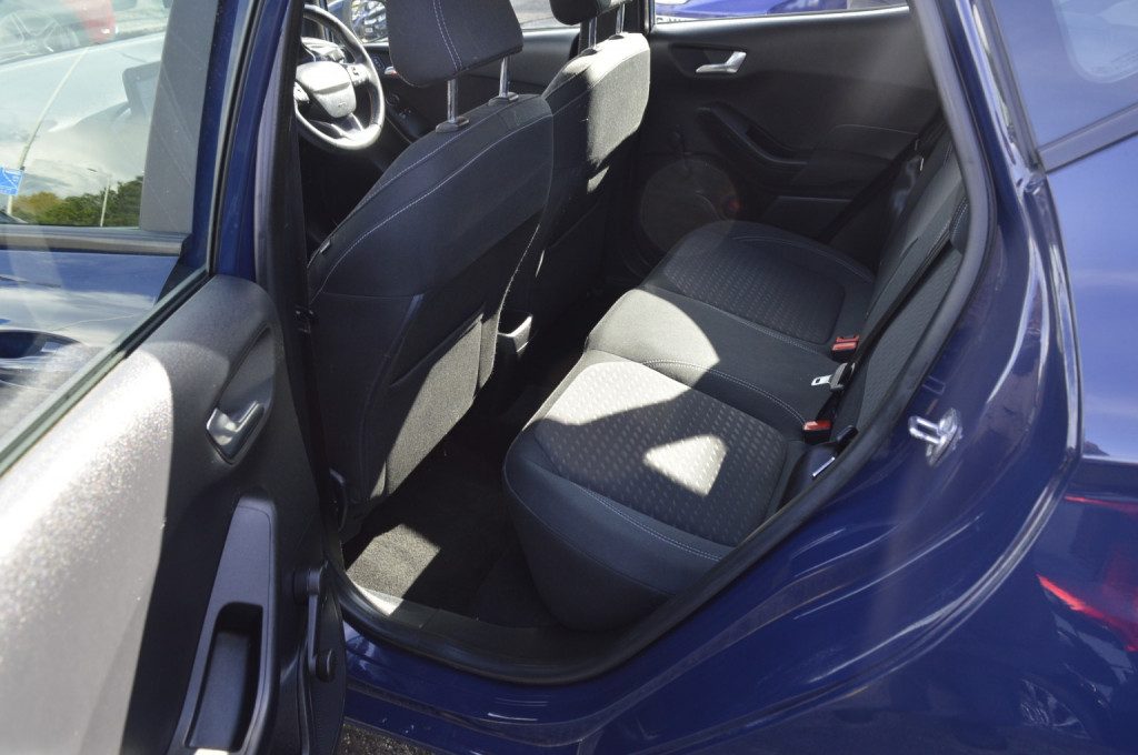 Ford Fiesta - Image 11