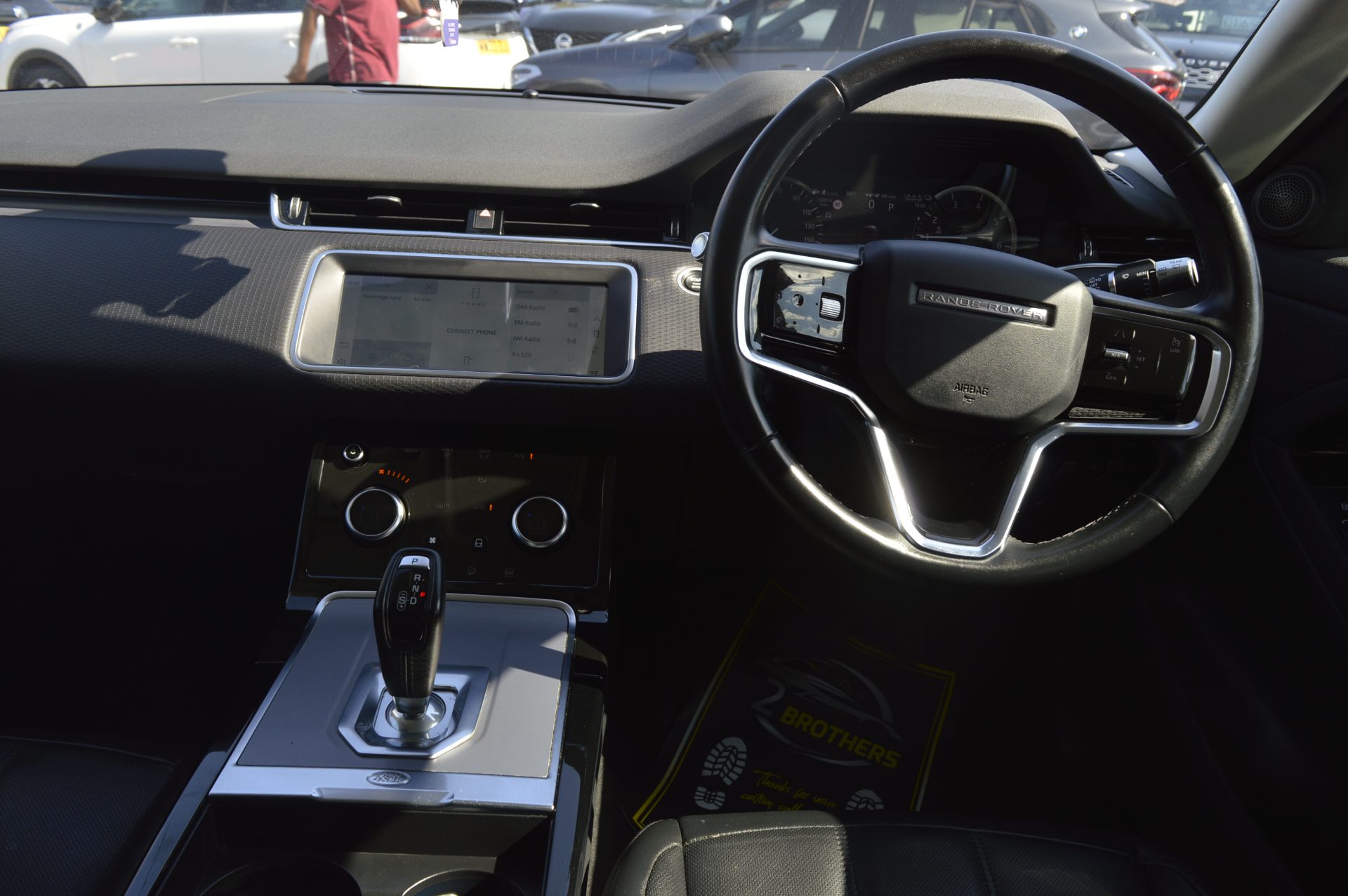 Land Rover RANGEROVER EVOQUE PHEV - Image 13