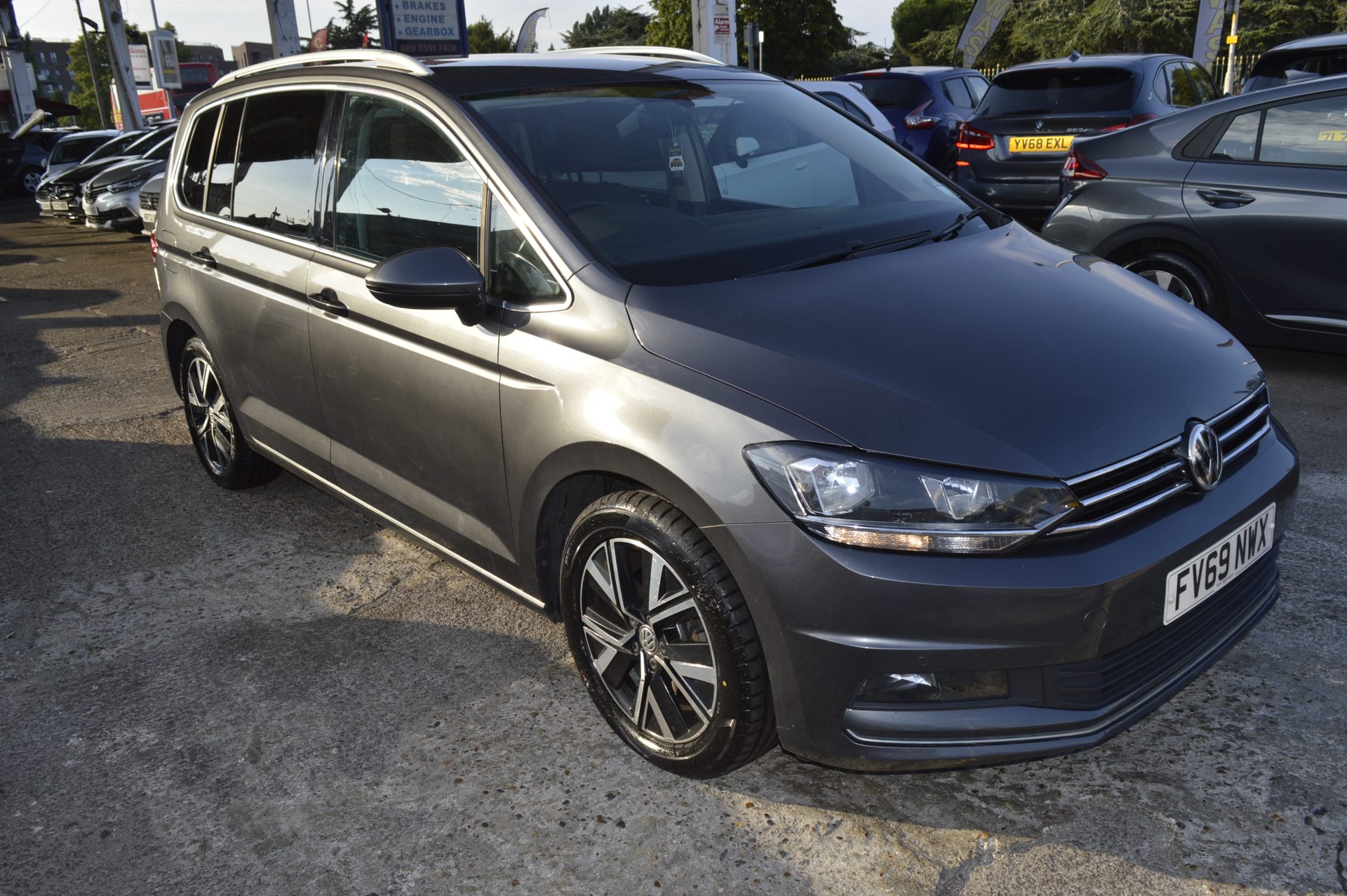 2019 Volkswagen TOURAN PETROL AUTO 7 SEATS in BARKING