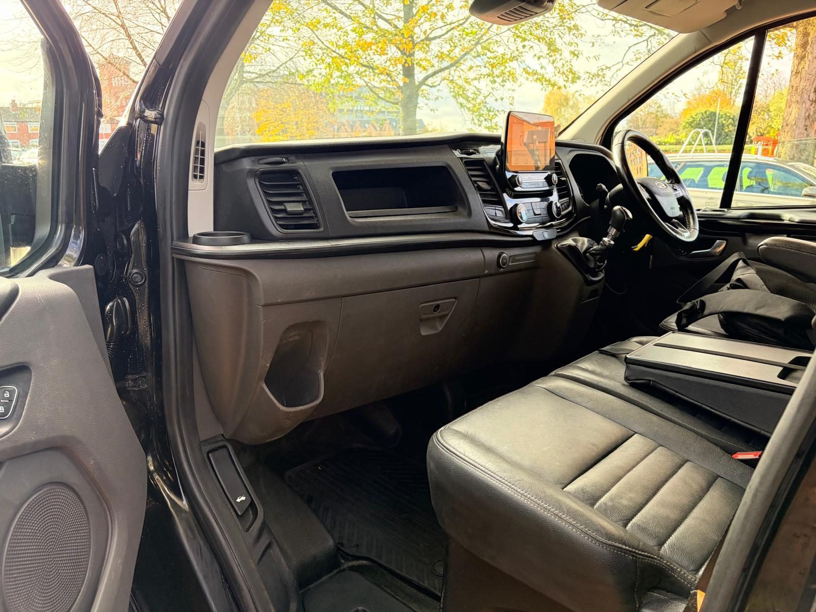 Ford Transit Custom 2.0 Trail - Image 11