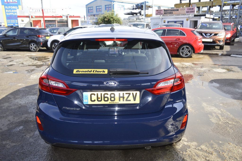 Ford Fiesta - Image 9