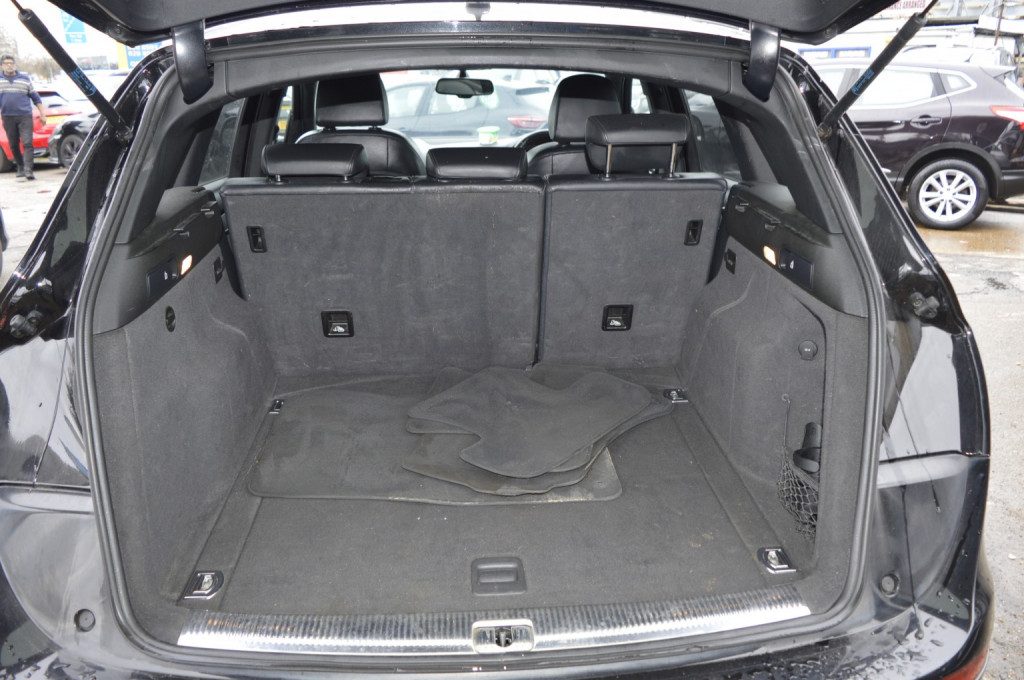 Audi Q5 - Image 10