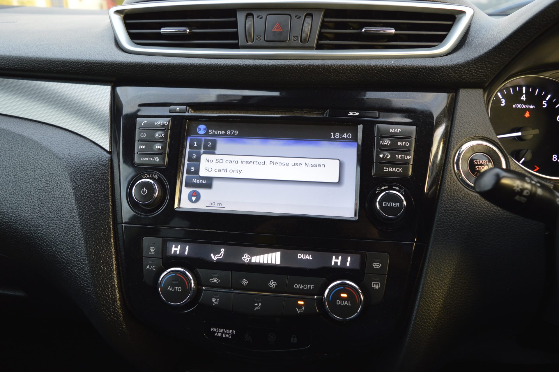 Nissan QASHQAI AUTO - Image 17