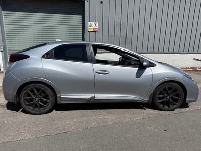 Honda Civic - Image 9