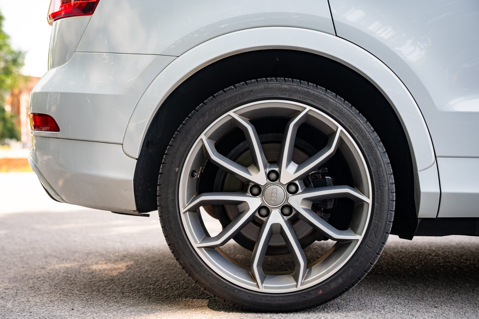 Audi RSQ3 - Image 32