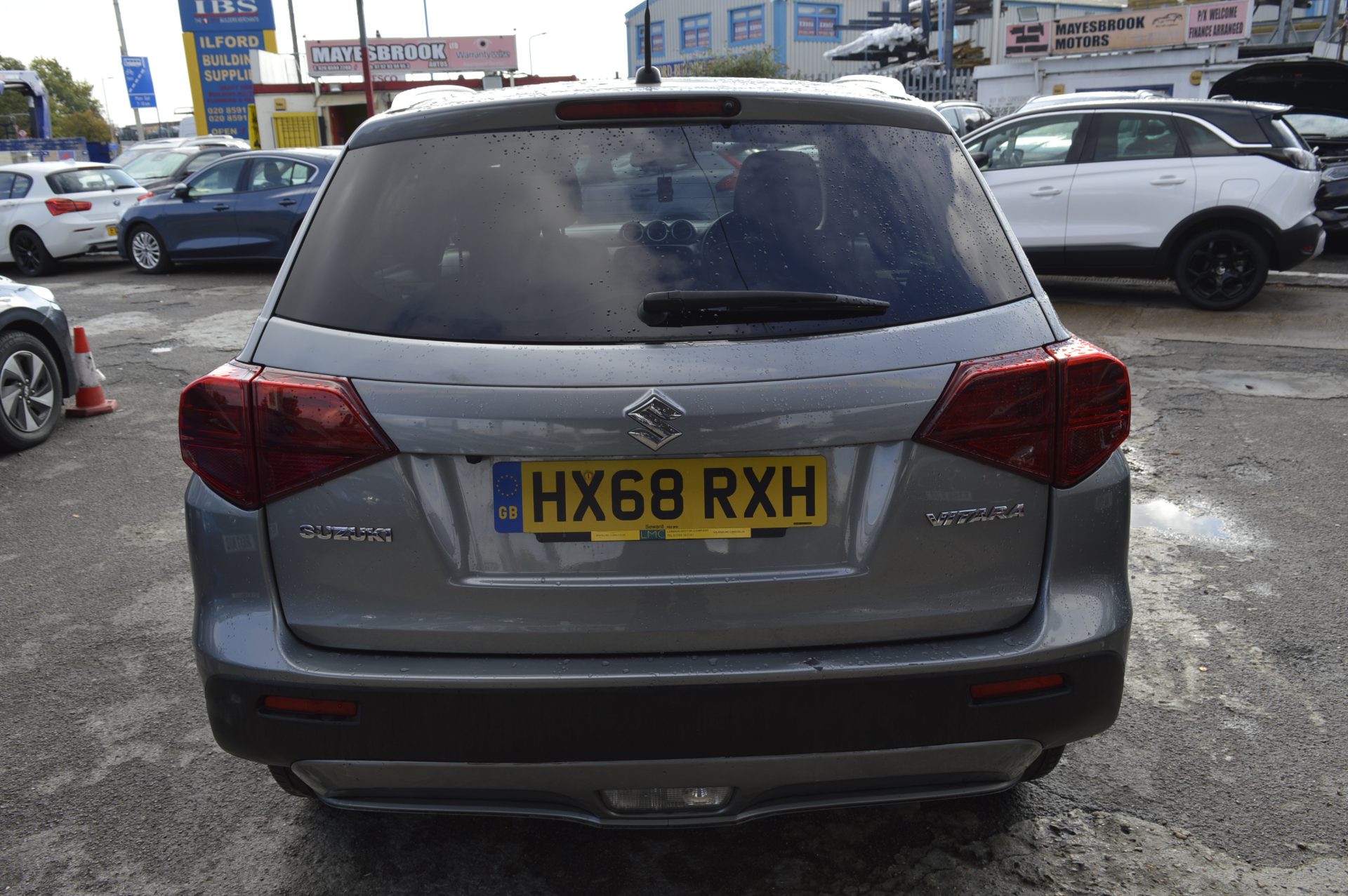 Suzuki VITARA AUTO PETROL - Image 9