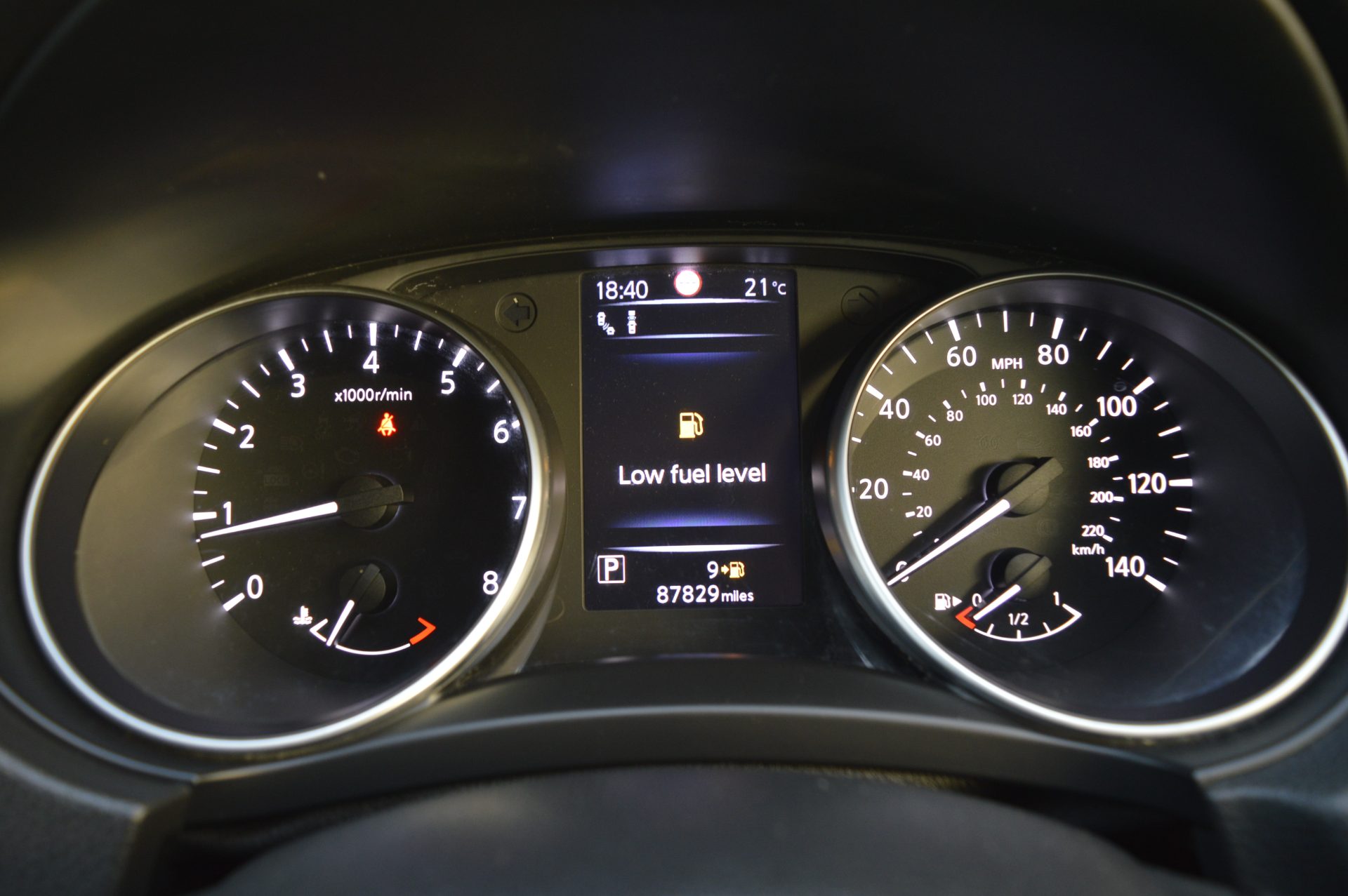 Nissan QASHQAI AUTO - Image 15