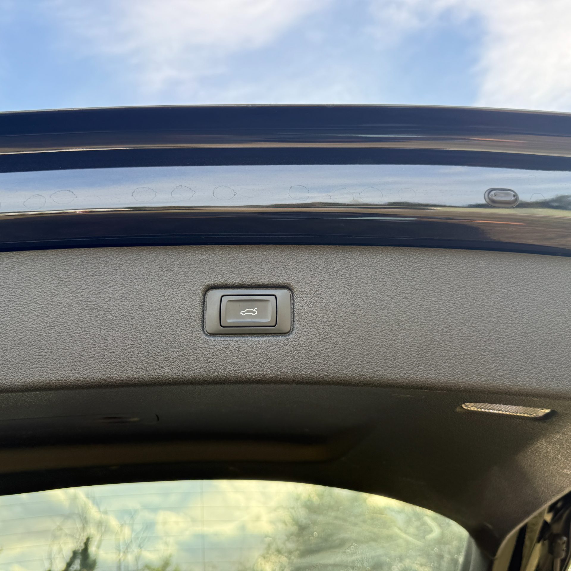 Audi Audi SQ7 4.0 TDI V8 SUV 5dr Diesel Tiptronic quattro Euro 6 (s/s) (435 ps) - Image 13