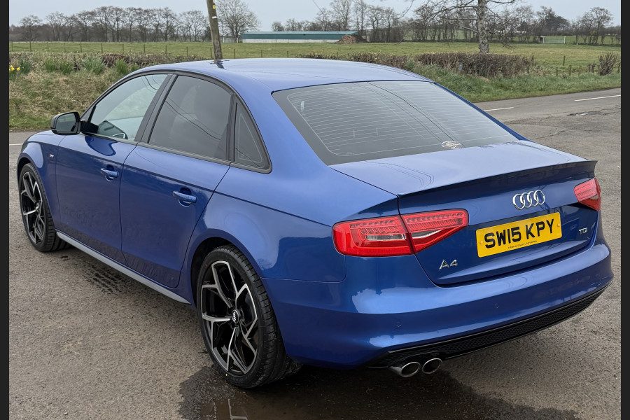 Audi A4, A4 Black Edition - Image 5