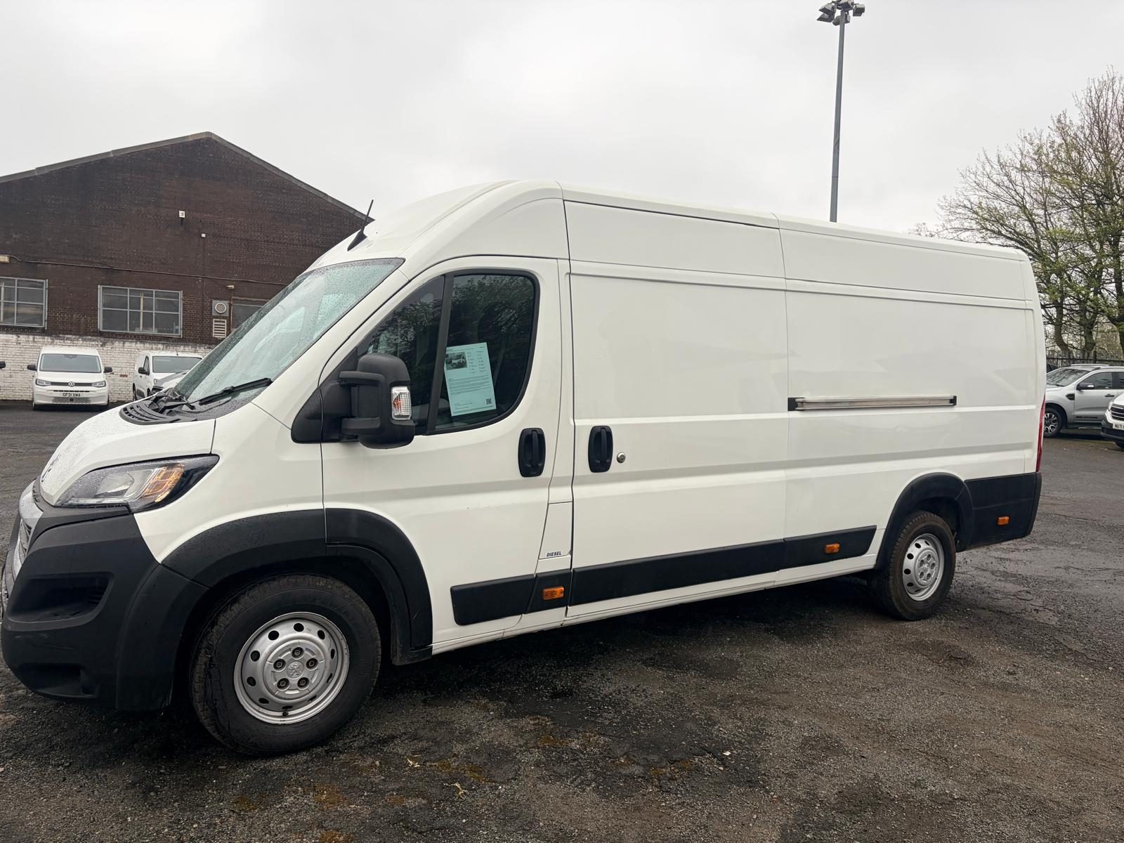 Peugeot Boxer 2.2 Bluehdi 435