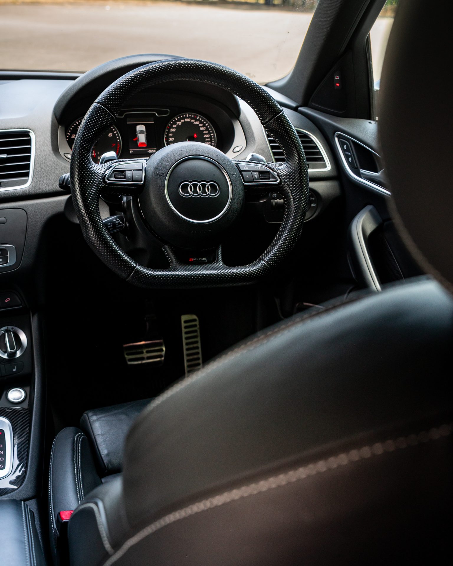 Audi RSQ3 - Image 23