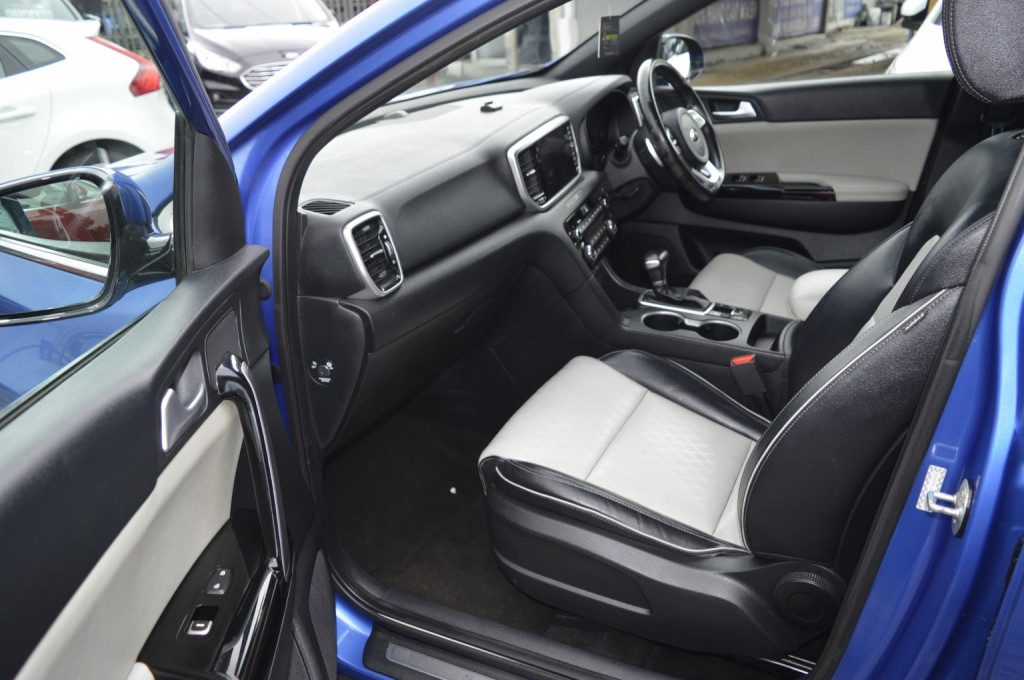 Kia Sportage - Image 12