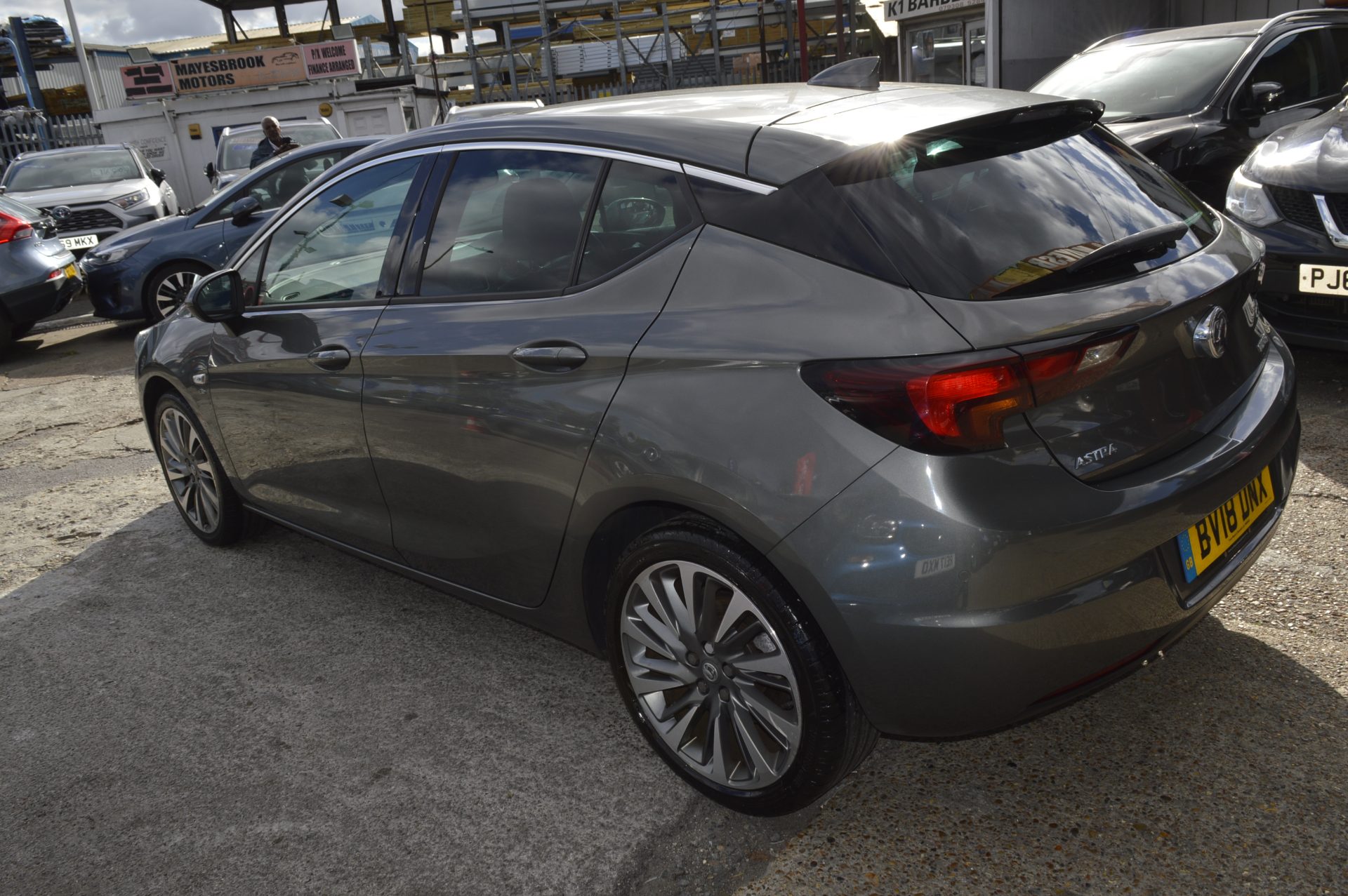 Vauxhall ASTRA ELITE AUTO - Image 4