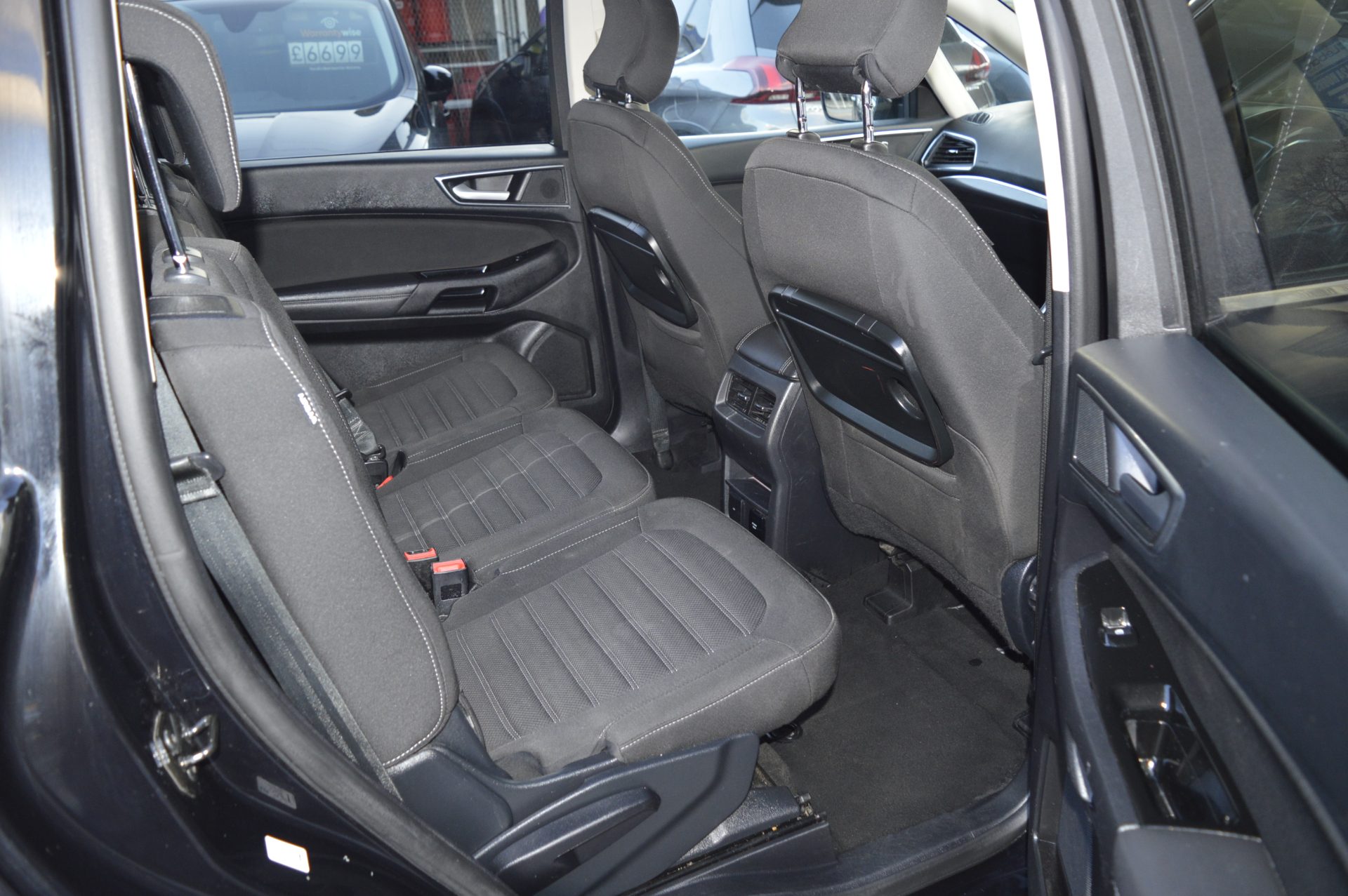 Ford Galaxy - Image 13