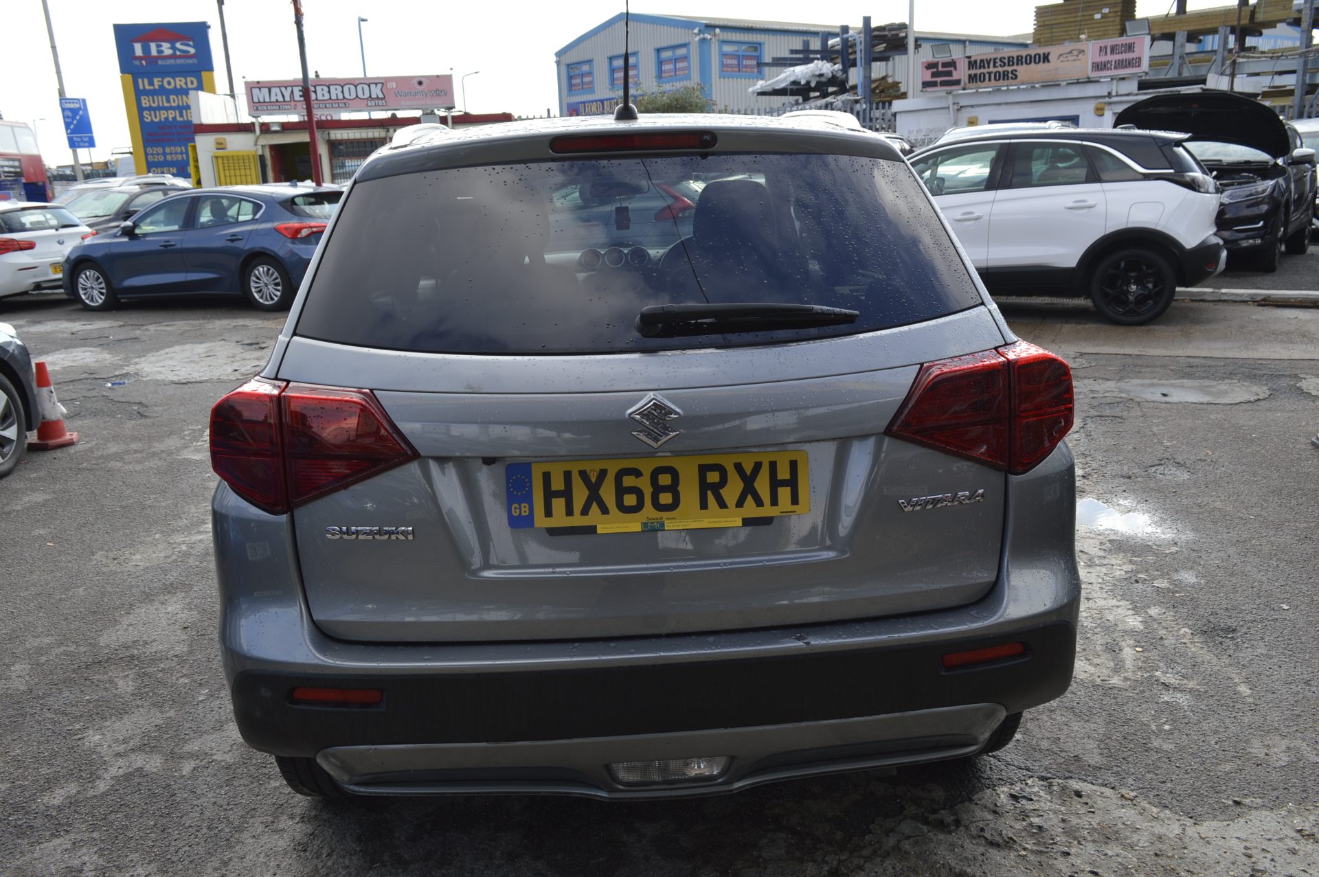 Suzuki VITARA AUTO PETROL - Image 8