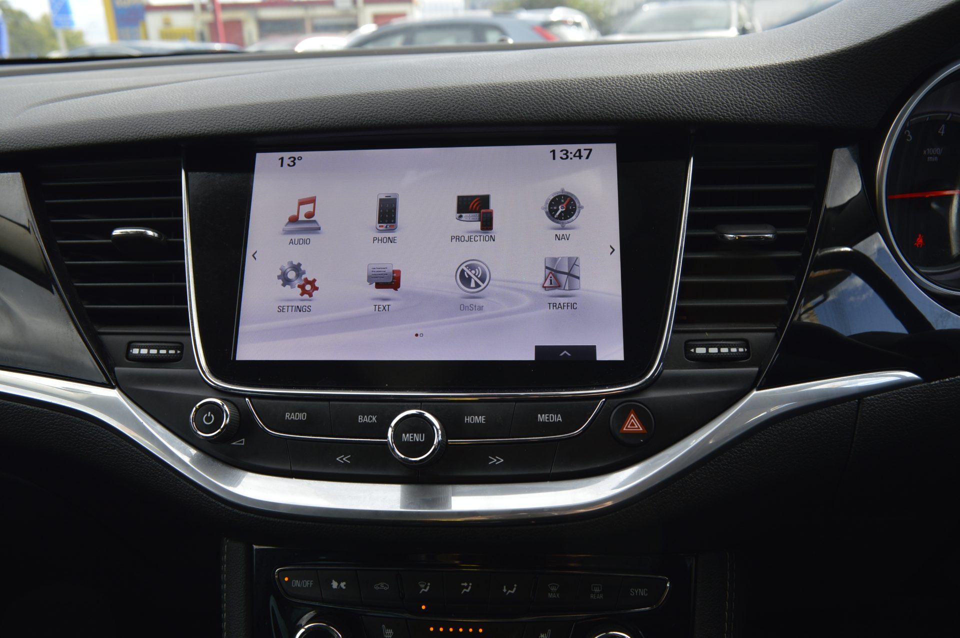 Vauxhall ASTRA ELITE AUTO - Image 18