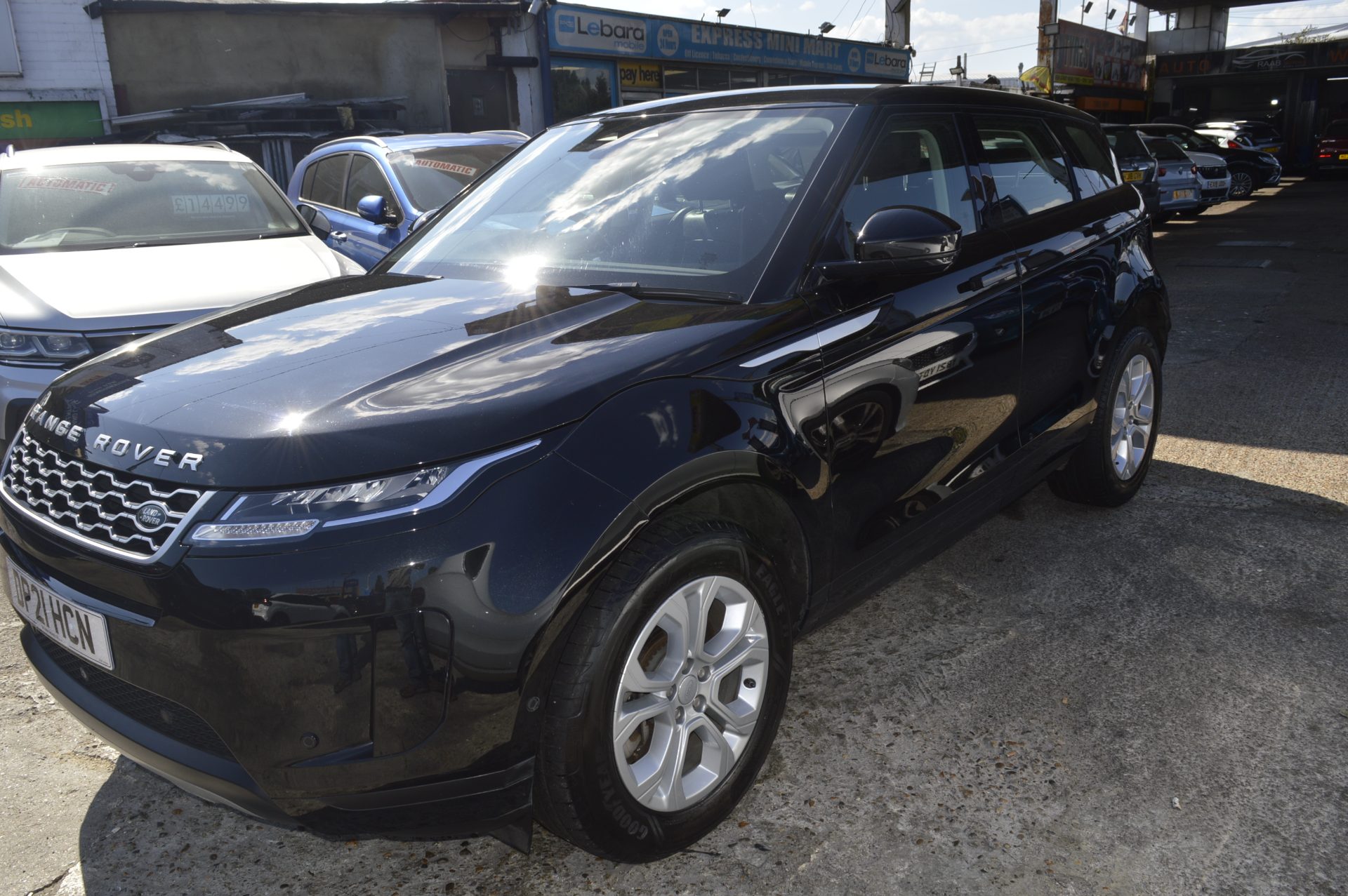 Land Rover RANGEROVER EVOQUE PHEV - Image 5