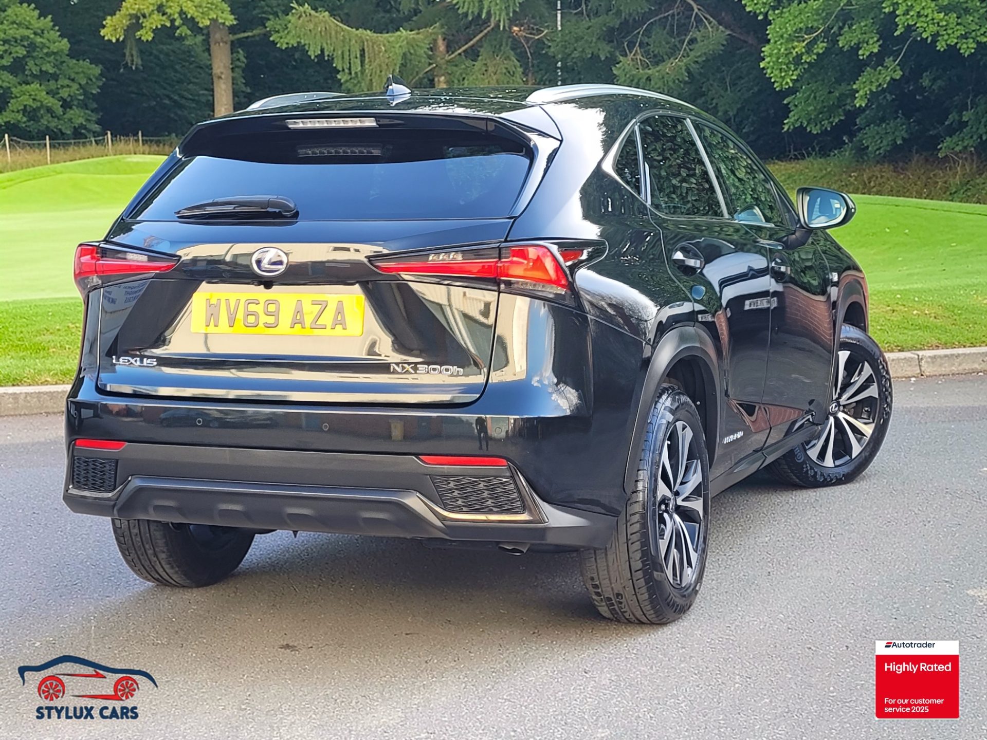 Lexus Lexus NX300h GPF F Sport E-CVT 4WD Euro 6 (s/s) 5dr SUV - Image 16