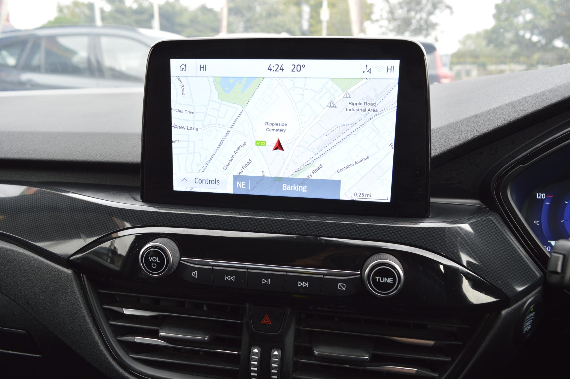 Ford KUGA STLINE PLUG IN HYBRID - Image 18