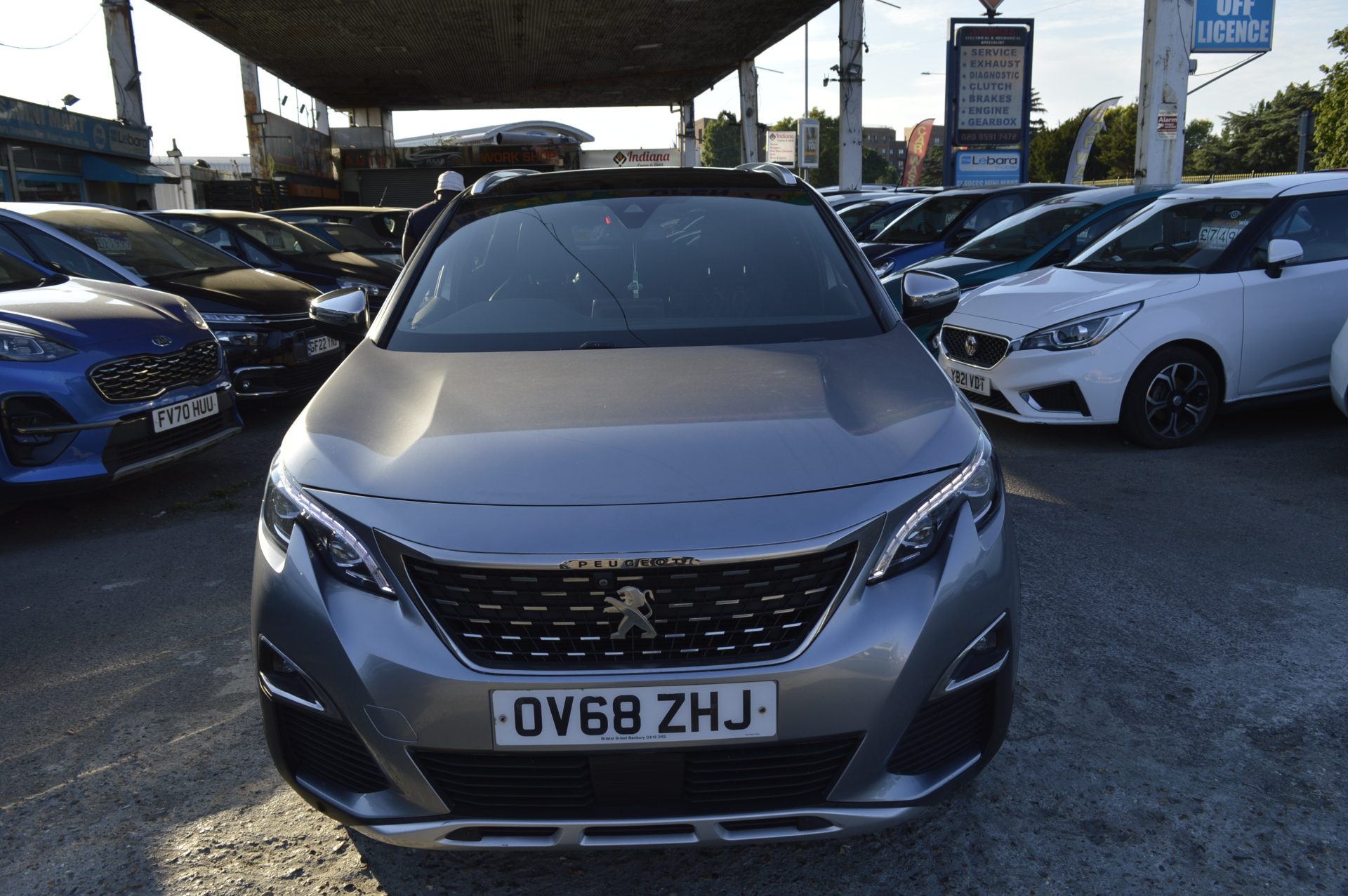 Peugeot 5008 GT - Image 7