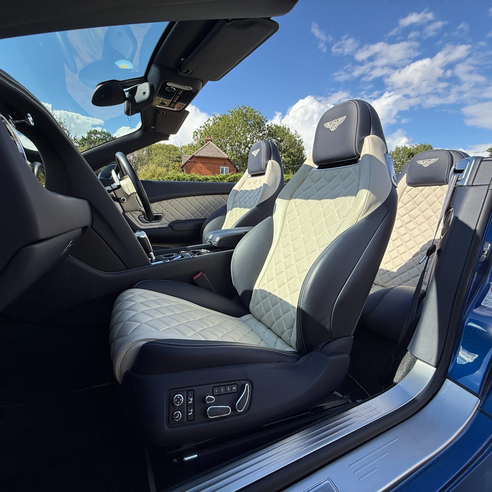 Bentley Bentley Continental 4.0 V8 GTC S Convertible 2dr Petrol Auto 4WD Euro 6 (528 ps) - Image 19