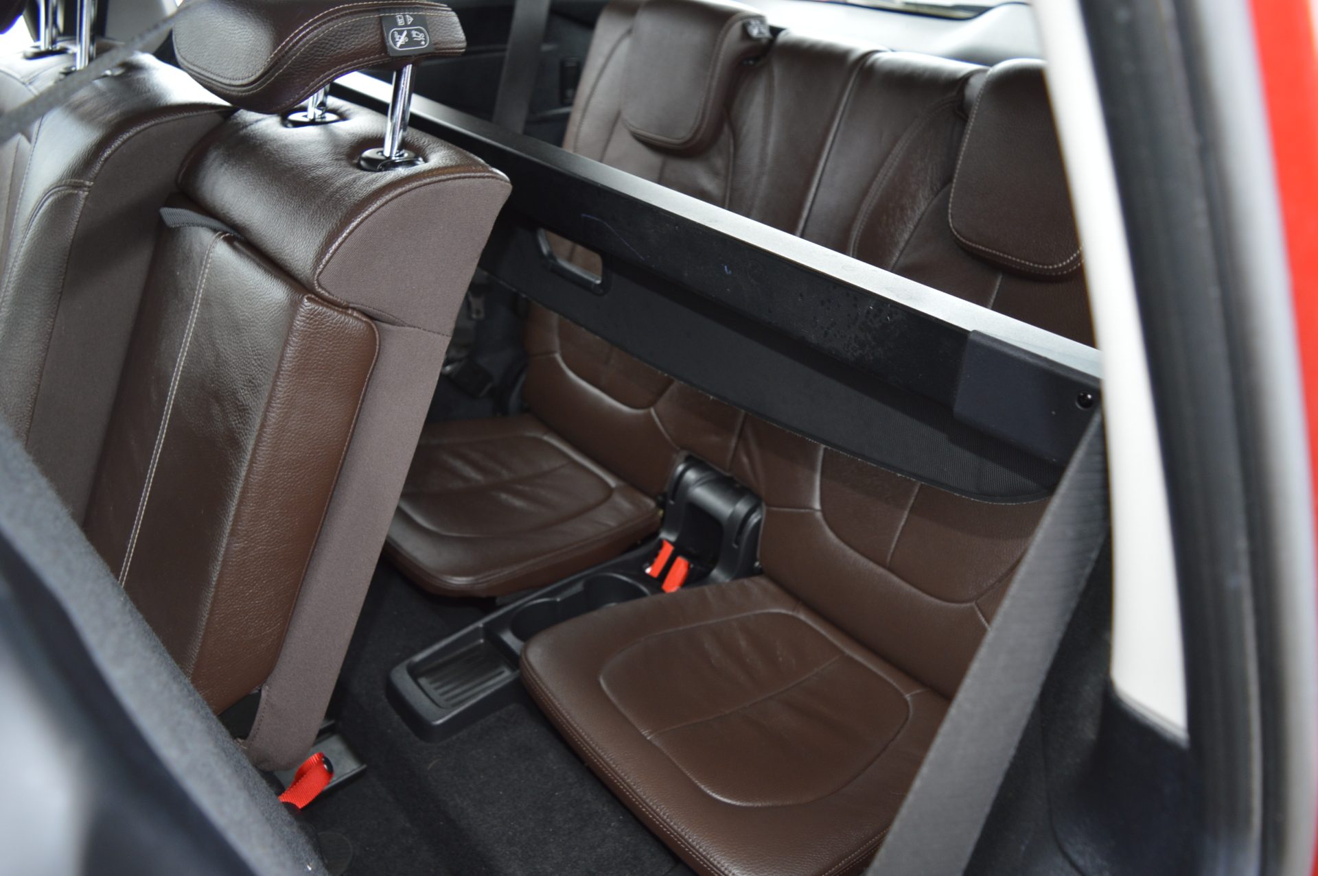 Bmw 218i 7 seats petrol - Image 11
