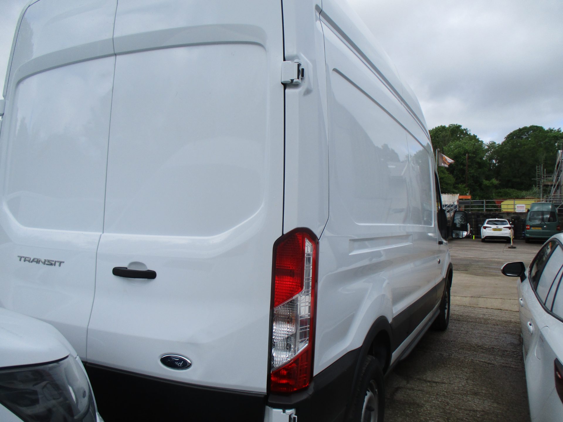 Ford 350 L3 H3 TDCI - Image 4