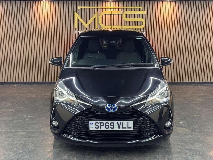 Toyota Yaris - Image 8