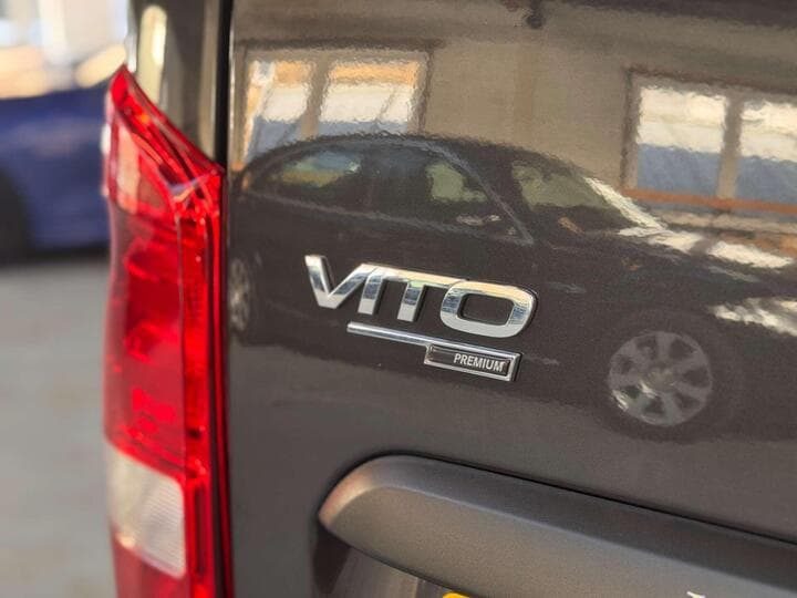 Mercedes-Benz Vito - Image 17