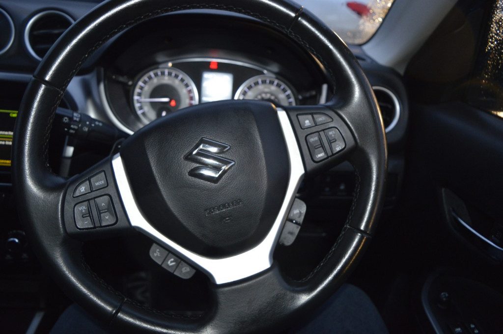 Suzuki Vitara - Image 17