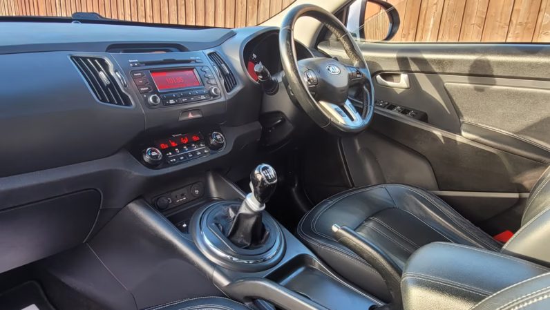 Kia Sportage 1.7 Crdi Ecodynamics - Image 15