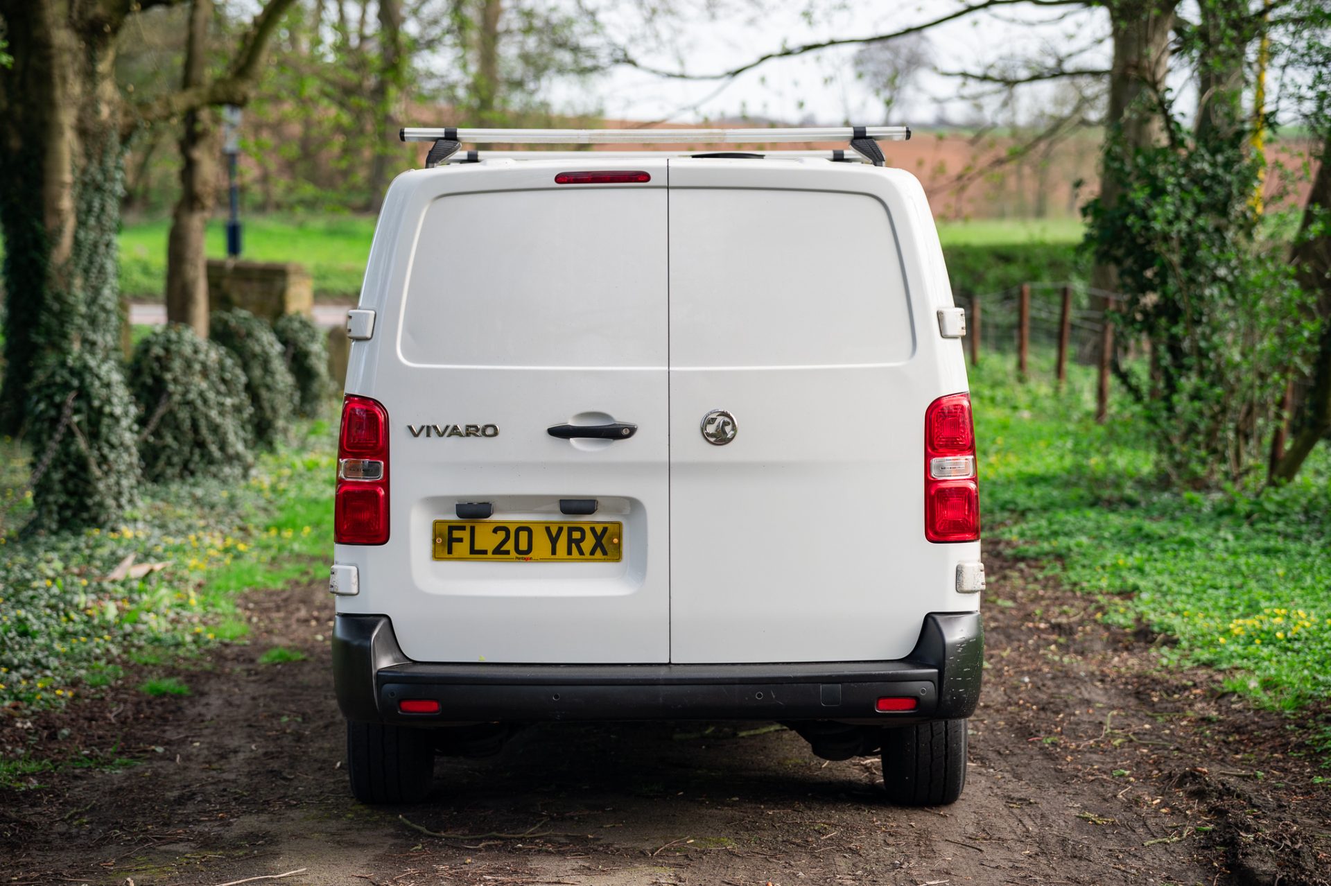 Vauxhall Vivaro 2.0 Turbo D 3100 Dynamic L2 H1 Euro 6 - Image 12