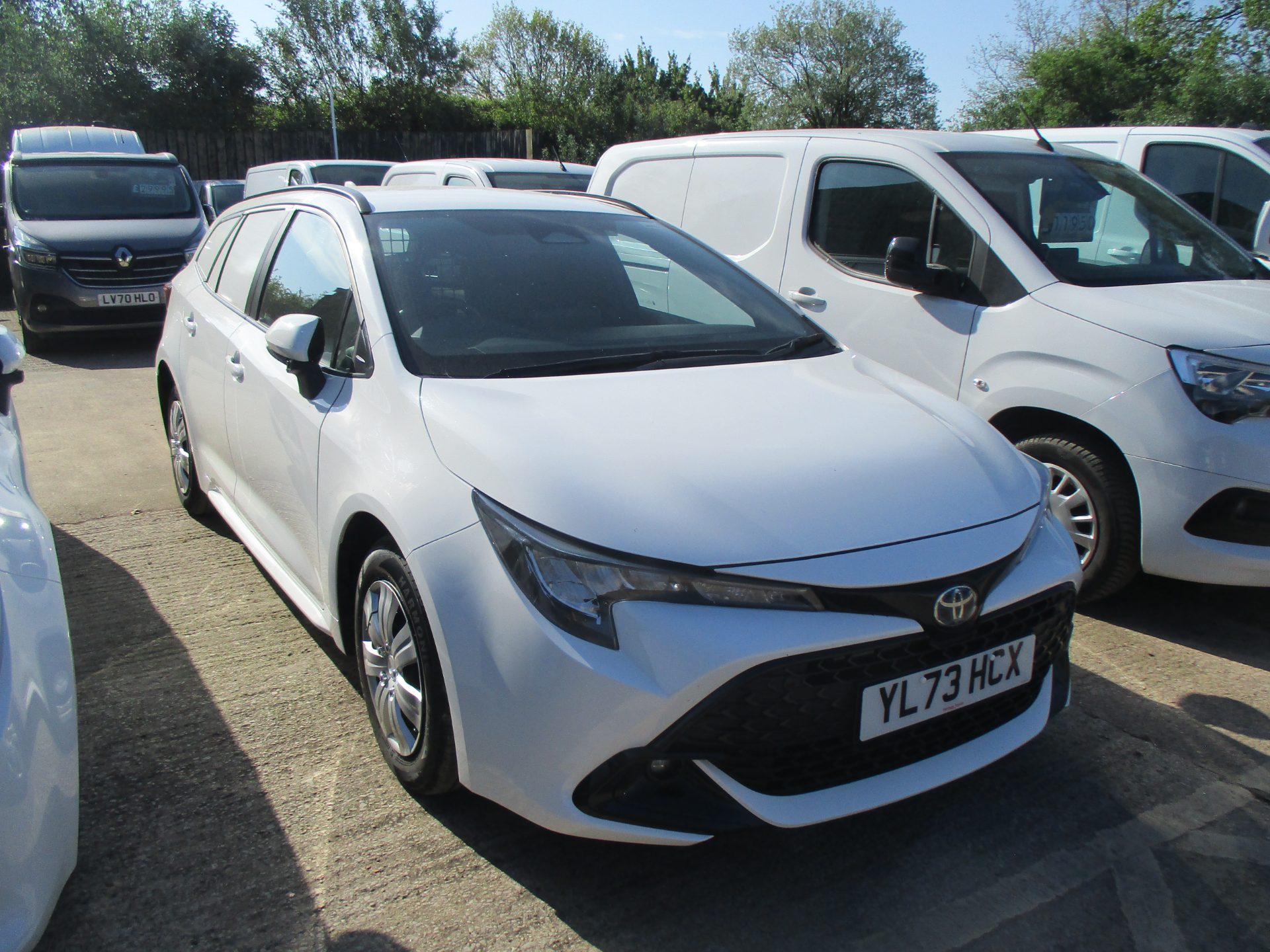 Toyota COROLLA VVTI PETROL HYBRID COMMERCIAL