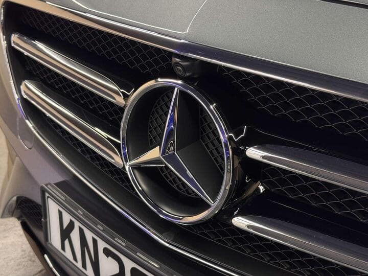 Mercedes-Benz E-Class - Image 20