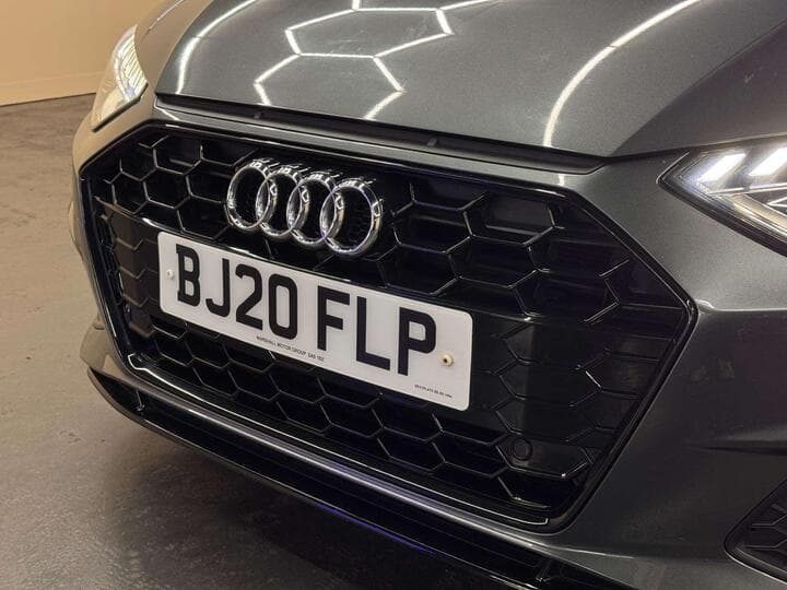 Audi A4 - Image 16