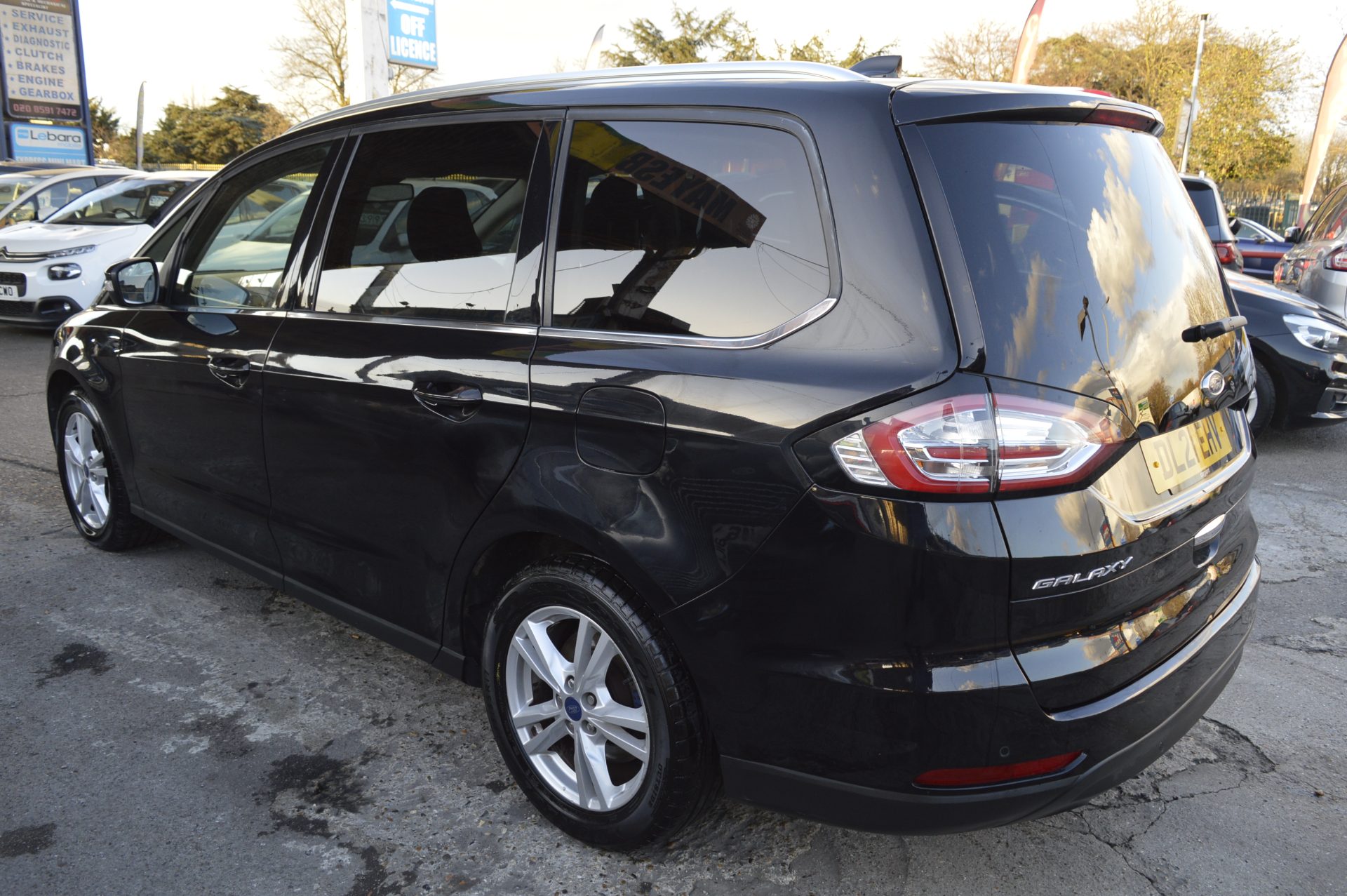 Ford Galaxy - Image 4