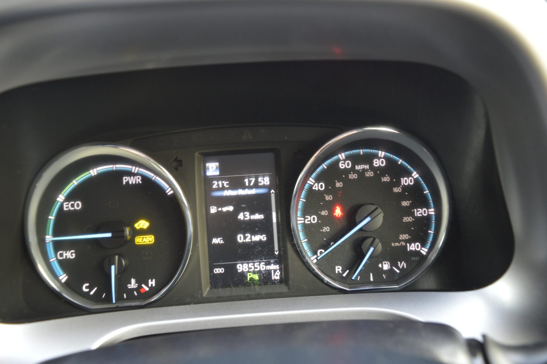 Toyota RAV 4 HYBRID AUTO - Image 17