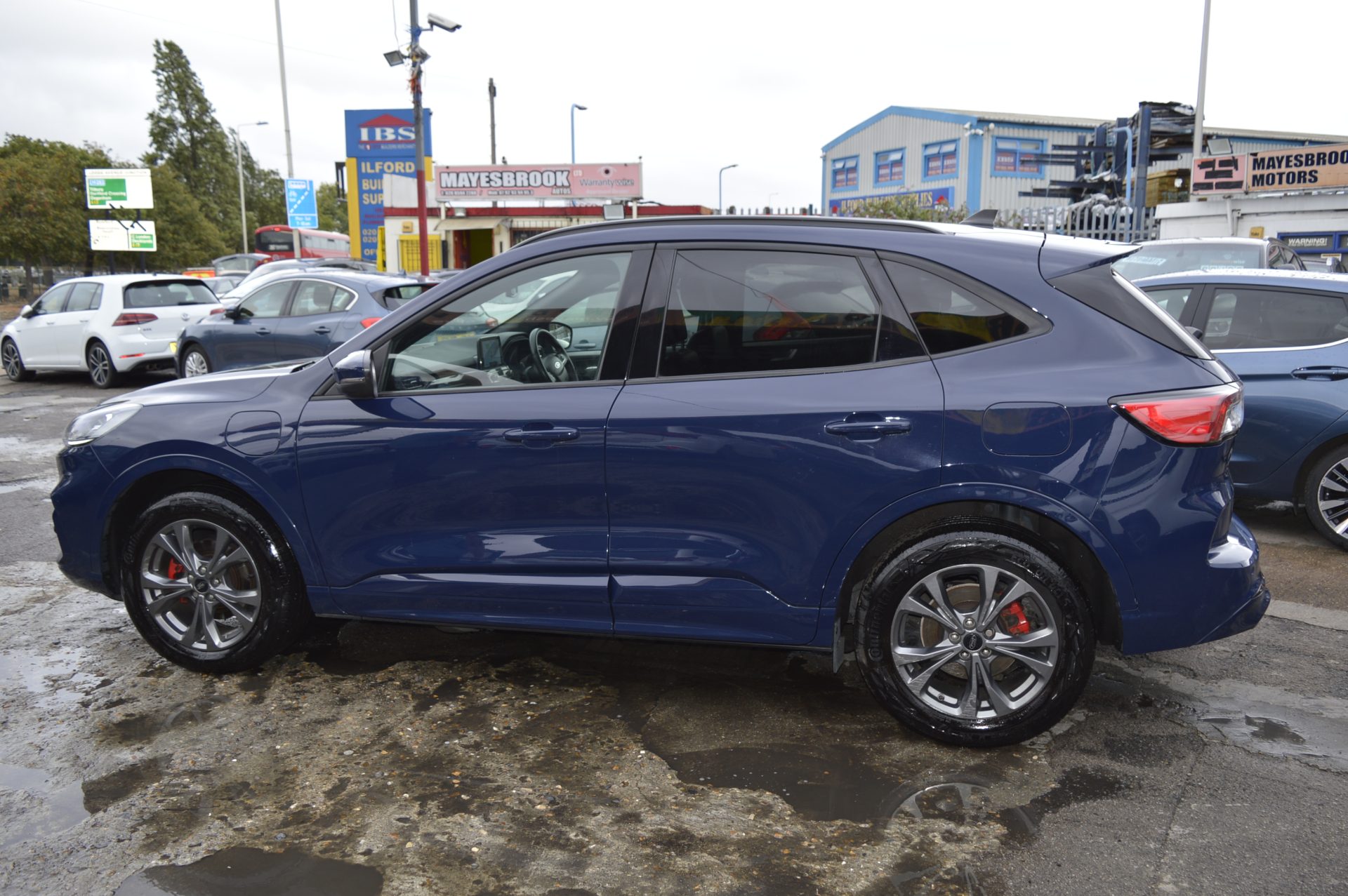 Ford KUGA STLINE PLUG IN HYBRID - Image 5